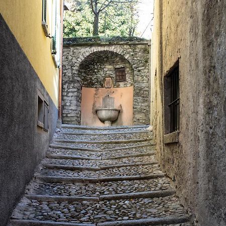 Lovely Corner In The Heart Of The Lake By Rent All Como Bagian luar foto