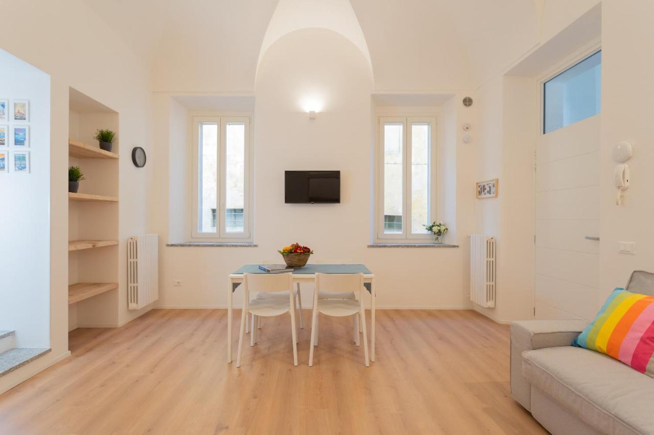 Lovely Corner In The Heart Of The Lake By Rent All Como Bagian luar foto